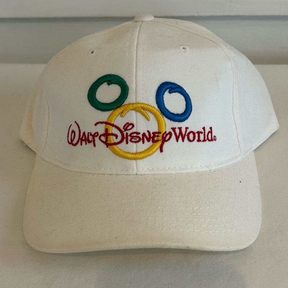 Walt Disney World White Ballcap with Colorful Embroidery